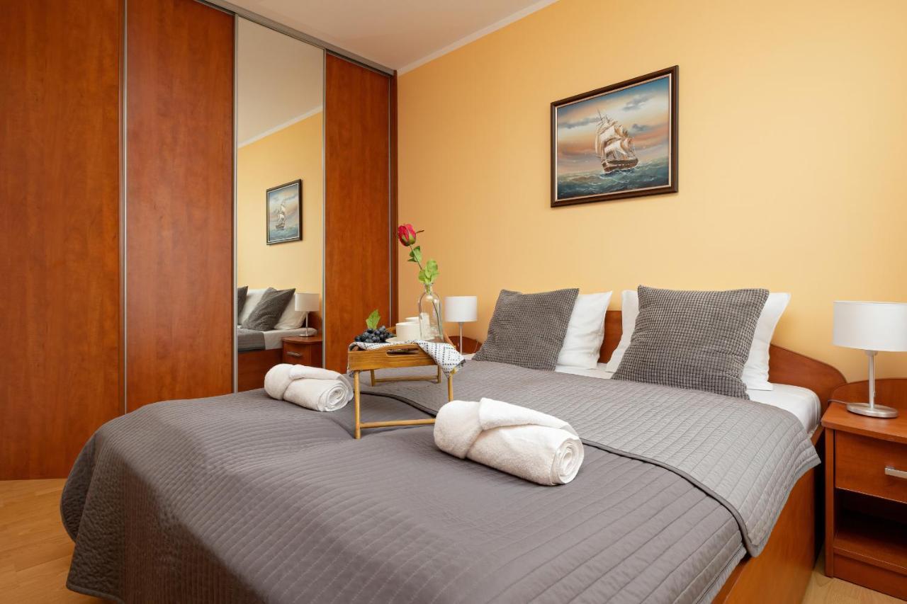 Apartamenty Przy Plazy Reymonta By Noclegi Renters Колобжег Екстериор снимка